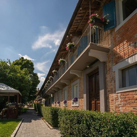 La Madernassa Resort - Casalora Dimora Storica Di Charme Guarene Luaran gambar