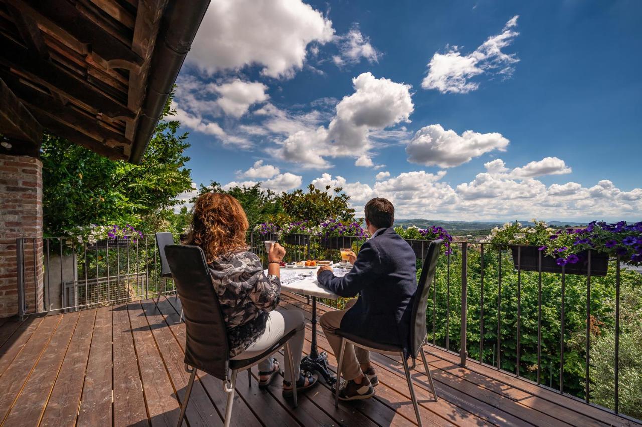 La Madernassa Resort - Casalora Dimora Storica Di Charme Guarene Luaran gambar