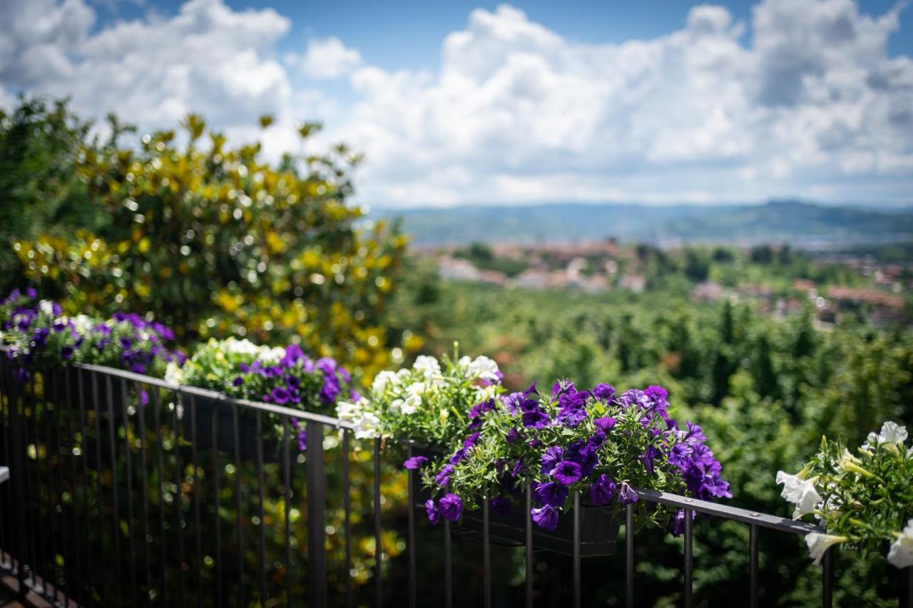 La Madernassa Resort - Casalora Dimora Storica Di Charme Guarene Luaran gambar
